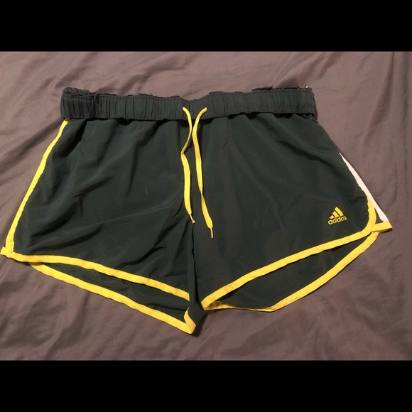 WOMENS ADIDAS RUNNING SHORTS - Picture 1 of 5
